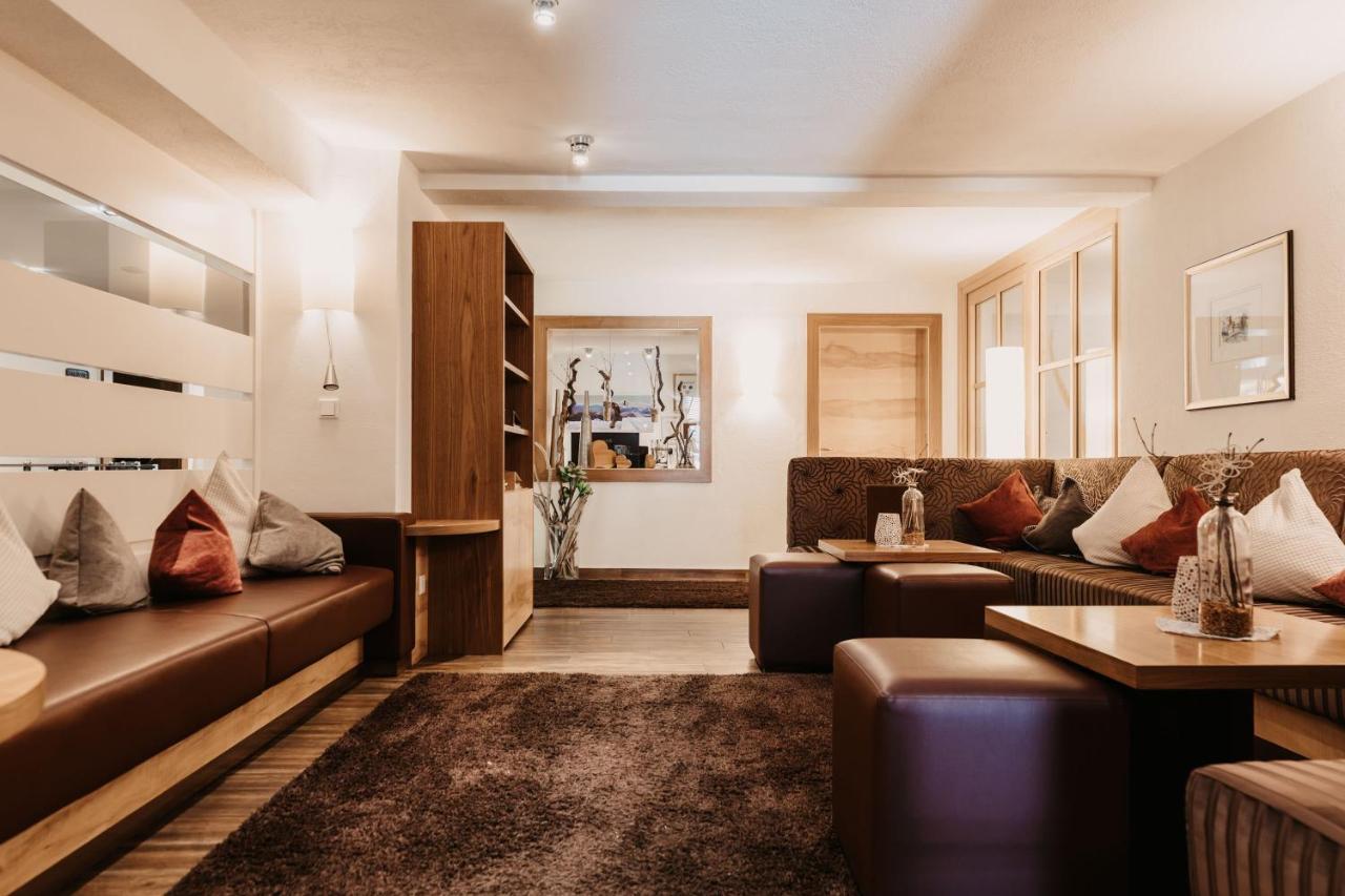 אונקן Naturhotel Schuetterbad מראה חיצוני תמונה