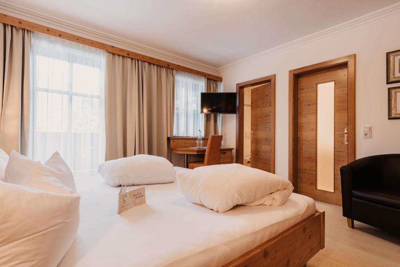 אונקן Naturhotel Schuetterbad מראה חיצוני תמונה