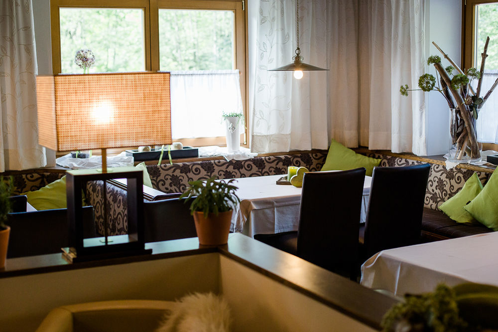 אונקן Naturhotel Schuetterbad מראה חיצוני תמונה
